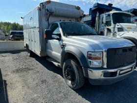 2010 FORD F550 SD