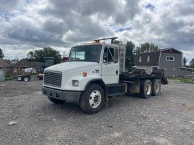 2001 FREIGHTLINER FL80