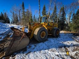 1990 DEERE 744E