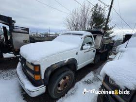 1989 CHEVROLET 3500